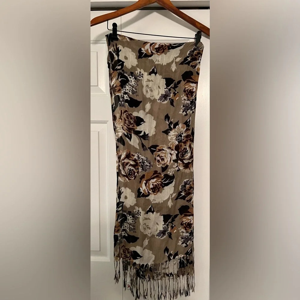 Neutral Taupe Floral Scarf with Fringe | Elegant Fall Wrap EUC 28